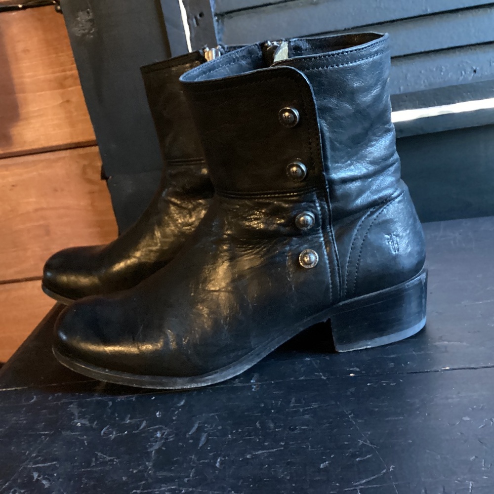 FRYE BOOT 9.5 LYNN MILITARY